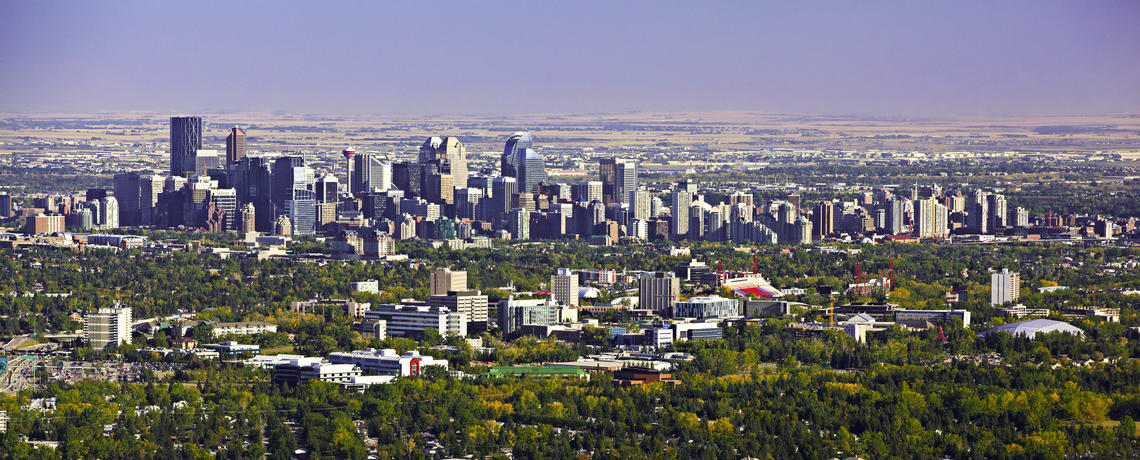 Uviversity of Calgary and city skyline