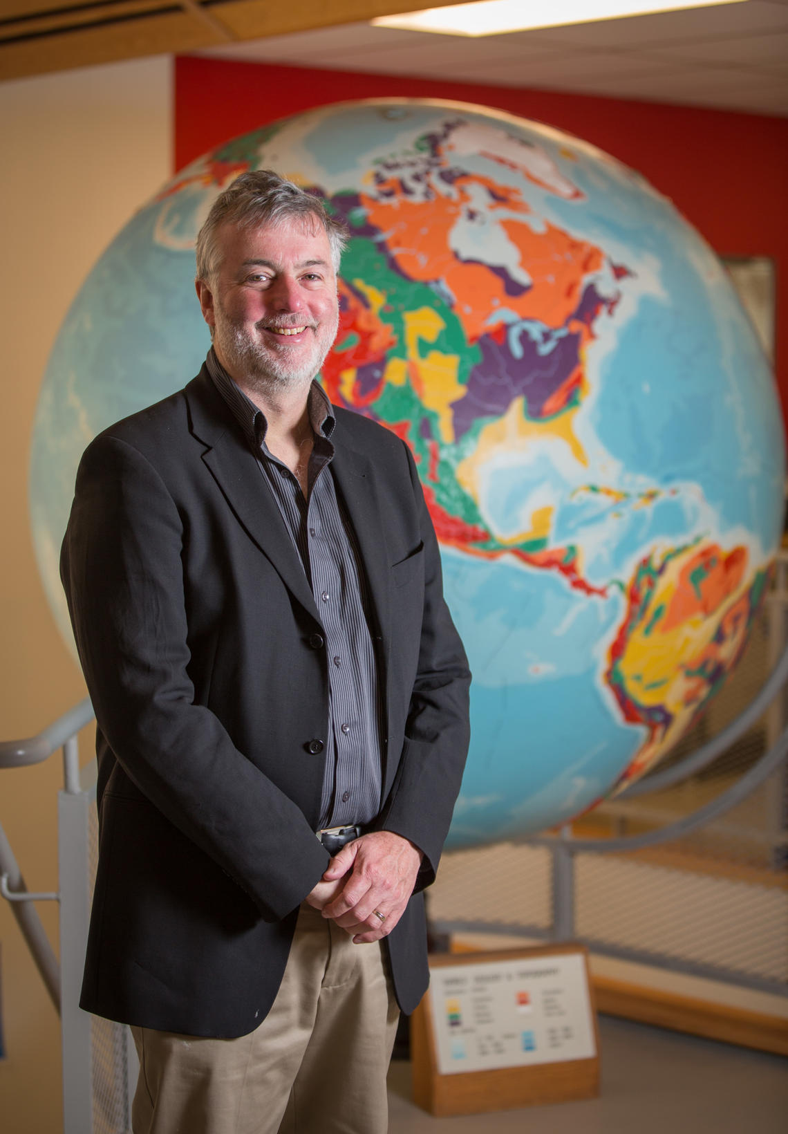 The University of Calgary's Eric Donovan says his call to Faculty of Science members to identify their strengths, their colleagues’ strengths, and the faculty’s capabilities yielded more than 350 responses.