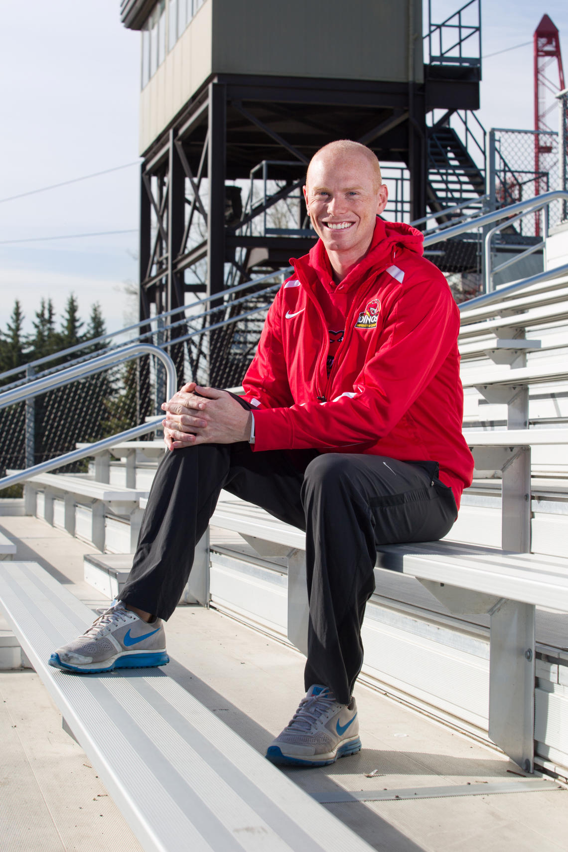 Andrew Dargie, graduate of the Cumming School of Medicine, managed to balance high-level track competitions and 24-hour medical school rotations. After he convocates May 7, Dargie will begin preparing for a residency in vascular surgery at the University of Manitoba where he may lace up once again.