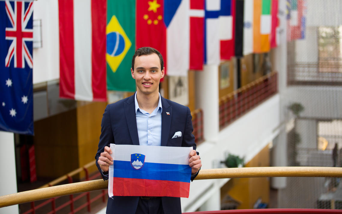 Nik Golob is an international student from Slovenia who spent his time at the Haskayne School of Business in student government, CASE competitions, and enjoying the Rocky Mountains.