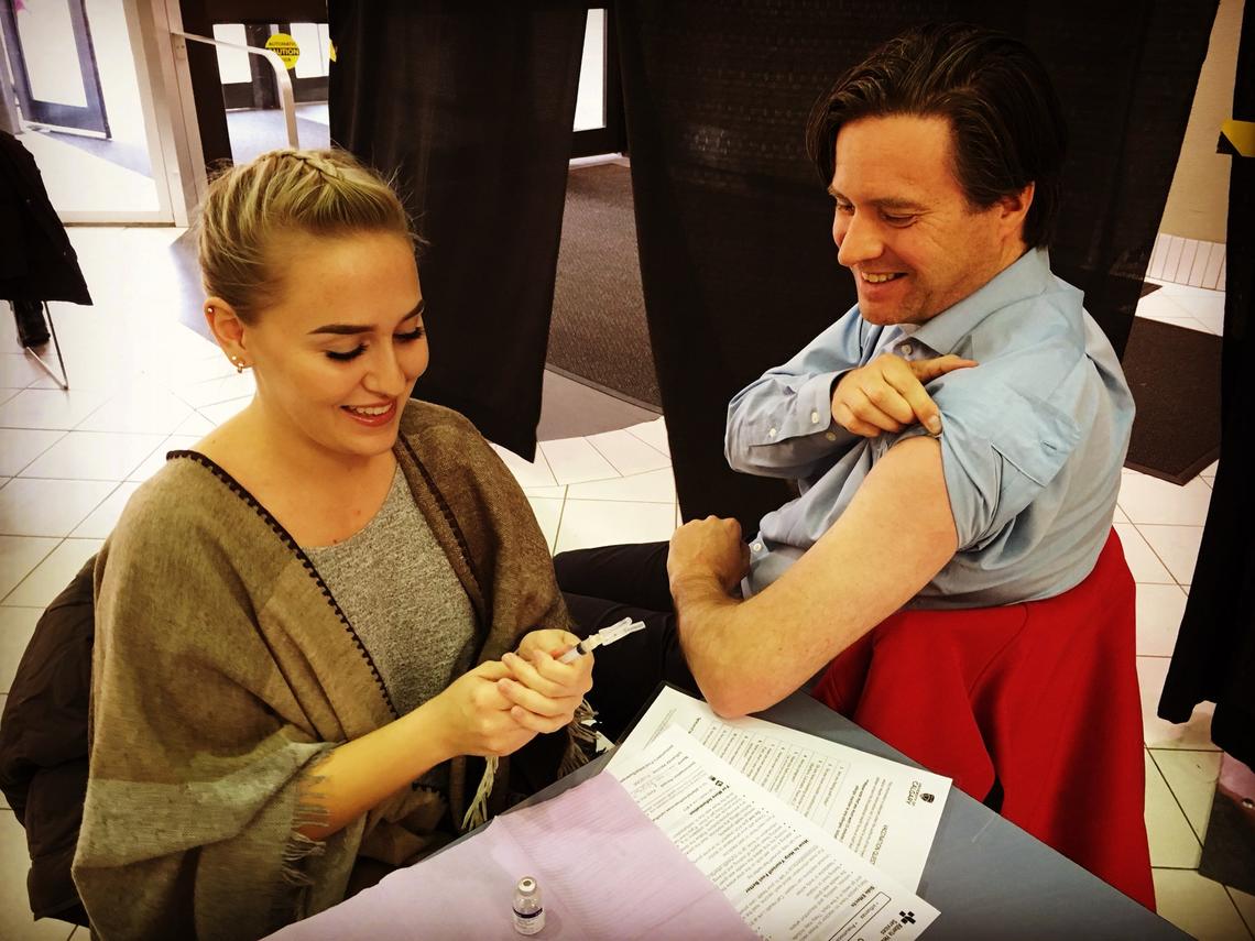 Bill Rosehart, dean of the Schulich School of Engineering at the University of Calgary, took advantage of the on-campus flu immunization clinic in fall 2017.
