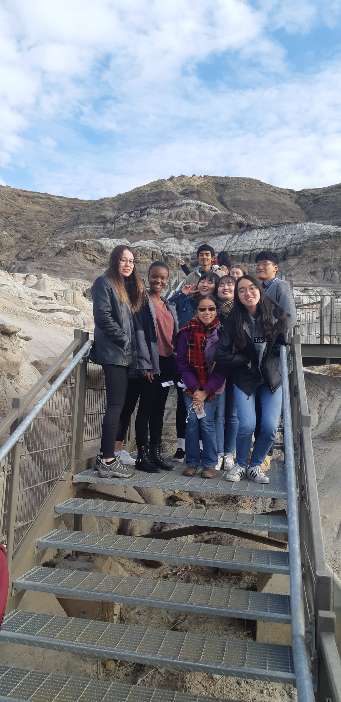 Students on an ISS trip to Drumheller