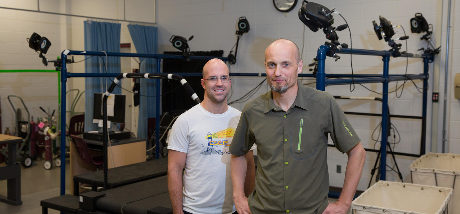 Faculty of Kinesiology researcher Guillaume Millet (right) and postdoc fellow Dr John Temesi have been studying whether physiological differences give women an edge in long-distance races.