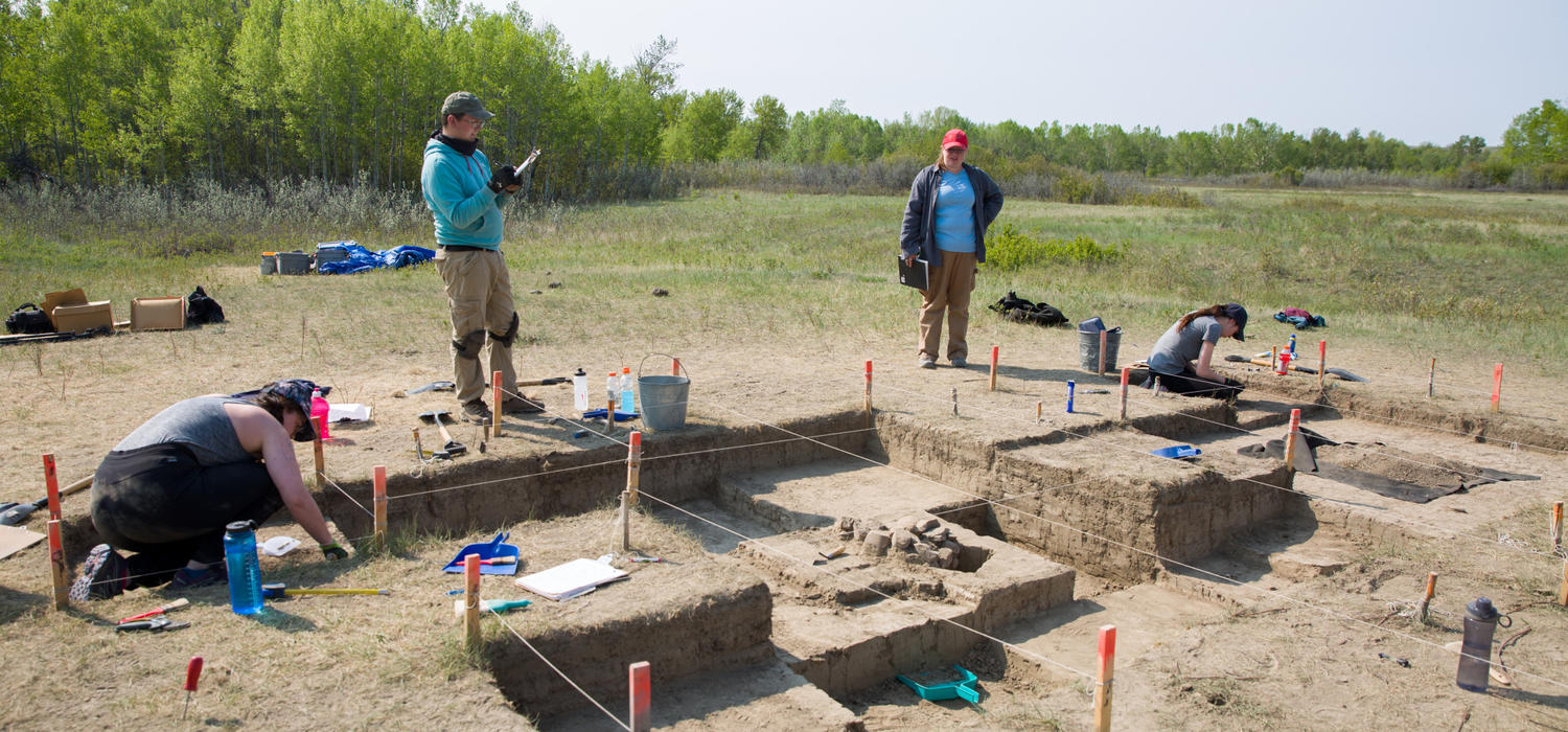 Indigenous Youth Connect With Their Heritage During Archaeological Digs ...