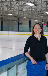 Faculty of Kinesiology researchers Lauren Benson and Robyn Madden have found that caffeine may be beneficial in increasing physical contact or high-intensity skating in male collegiate ice hockey players, without causing any detriment in performance. Photo by Riley Brandt, University of Calgary