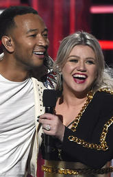 John Legend and Kelly Clarkson