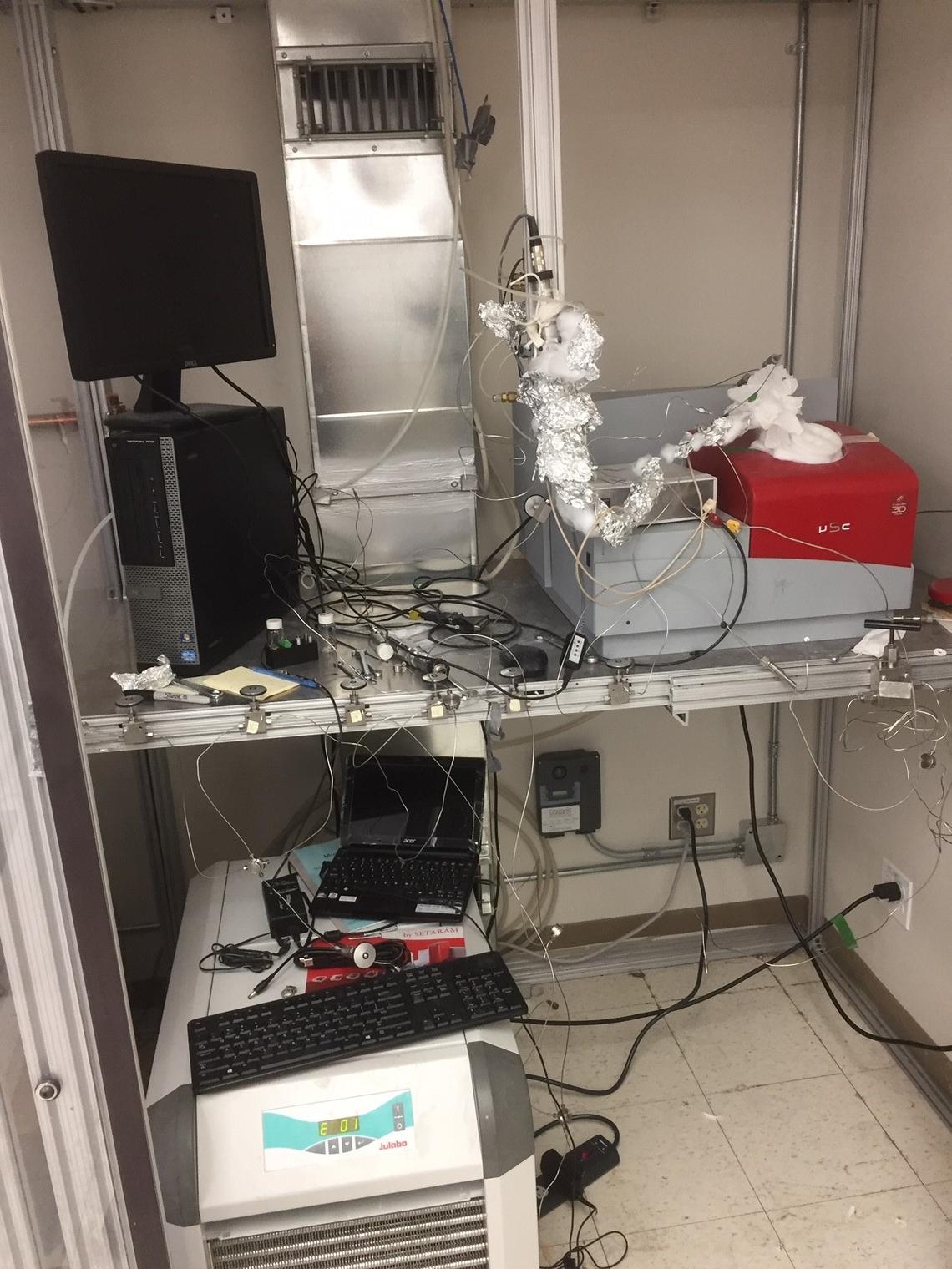 High Pressure Differential Scanning Calorimeter 